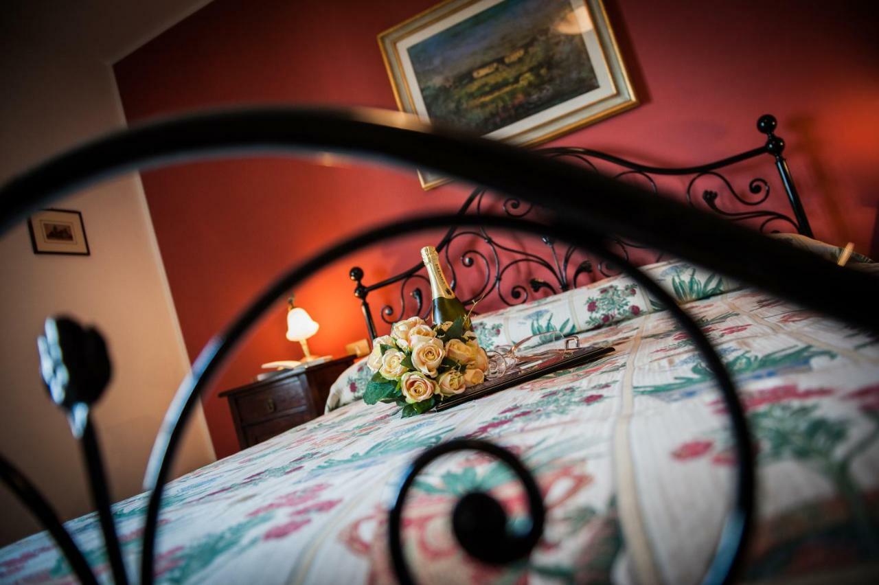 Agriturismo Wine Casale Villa Chiara Торджано Екстериор снимка